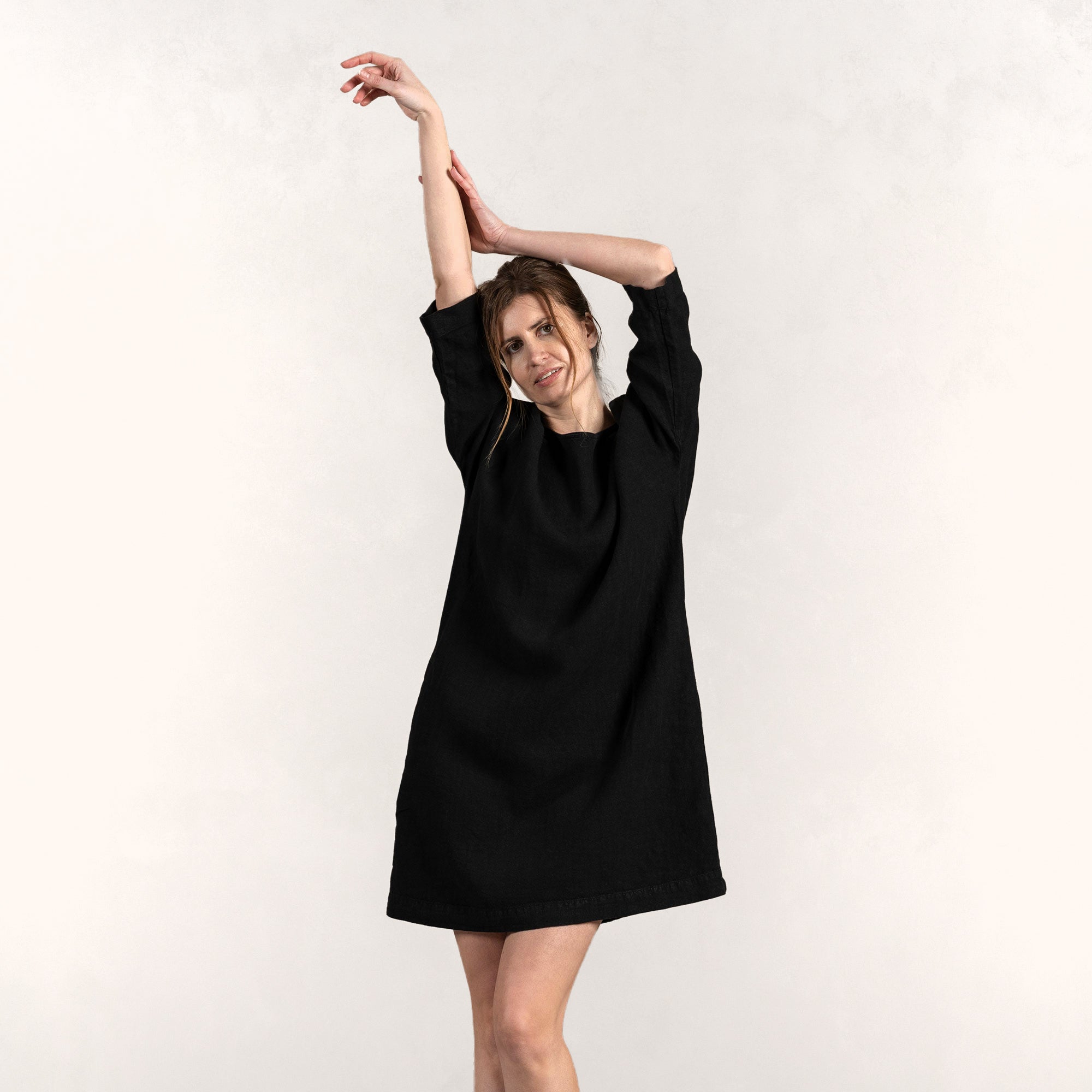 Selena Linen Tunic Dress in Black