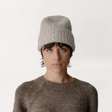 Load image into Gallery viewer, Harbour Beanie in Marble Grey