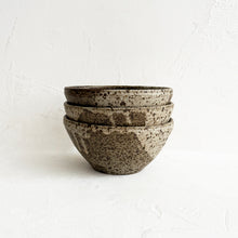 Load image into Gallery viewer, Mitsuko Speckled Bowl in Cream &amp; Olive