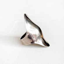 Load image into Gallery viewer, Sterling Knuckle Ring