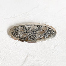 Load image into Gallery viewer, Oval Sterling Flower Brooch