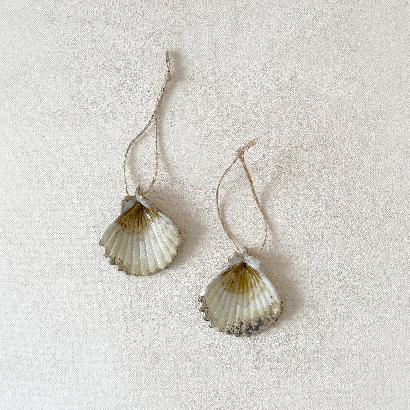 Mini Ceramic Scallop Shell Decoration