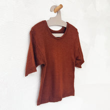 Load image into Gallery viewer, 80&#39;s Caramel Knit Sweater