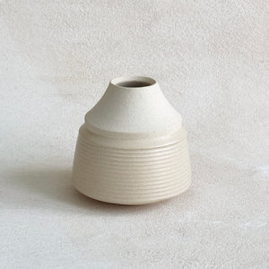 Bottle Vase in Eggshell