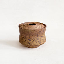 Load image into Gallery viewer, Tan Speckled Lidded Vessel