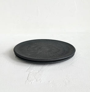 Textured Plate in Black