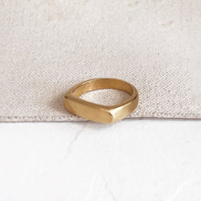 Load image into Gallery viewer, Cuesta Ring In Gold Vermeil
