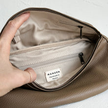 Load image into Gallery viewer, Atlas Leather Bag in Taupe