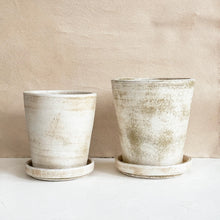 Load image into Gallery viewer, White Patina Studio Planter