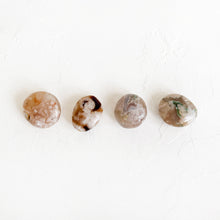 Load image into Gallery viewer, Flower Agate Palm Stones