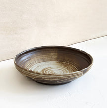 Load image into Gallery viewer, Medium Serving Bowl in Dark Brown &amp; Cream