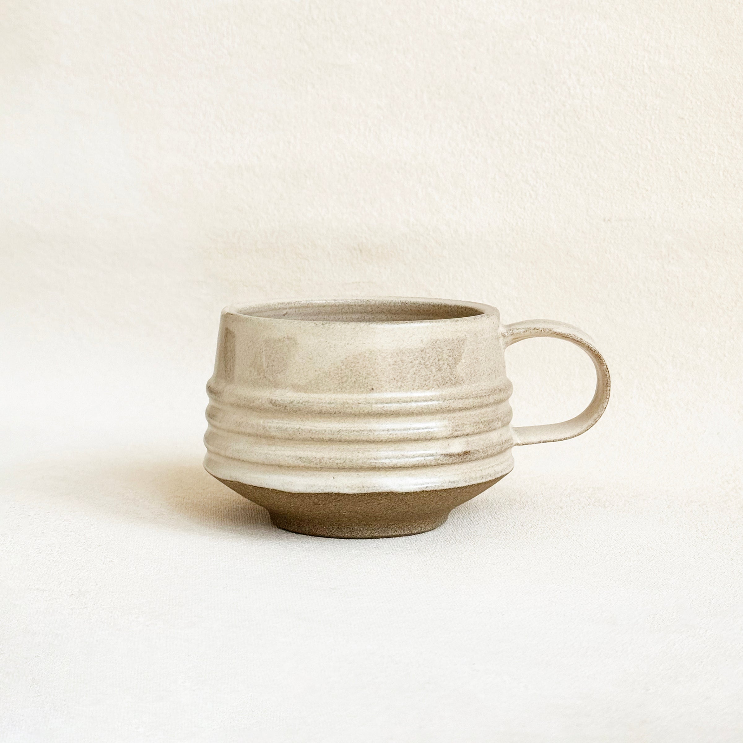 Mug in White