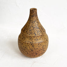 Load image into Gallery viewer, Vase in Speckled Pumpkin