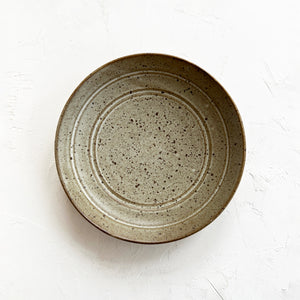 Angular Plate in Olive