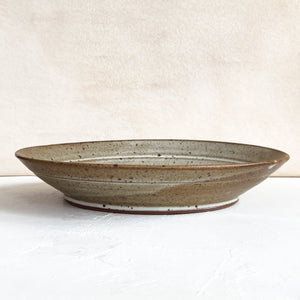 Angular Plate in Olive