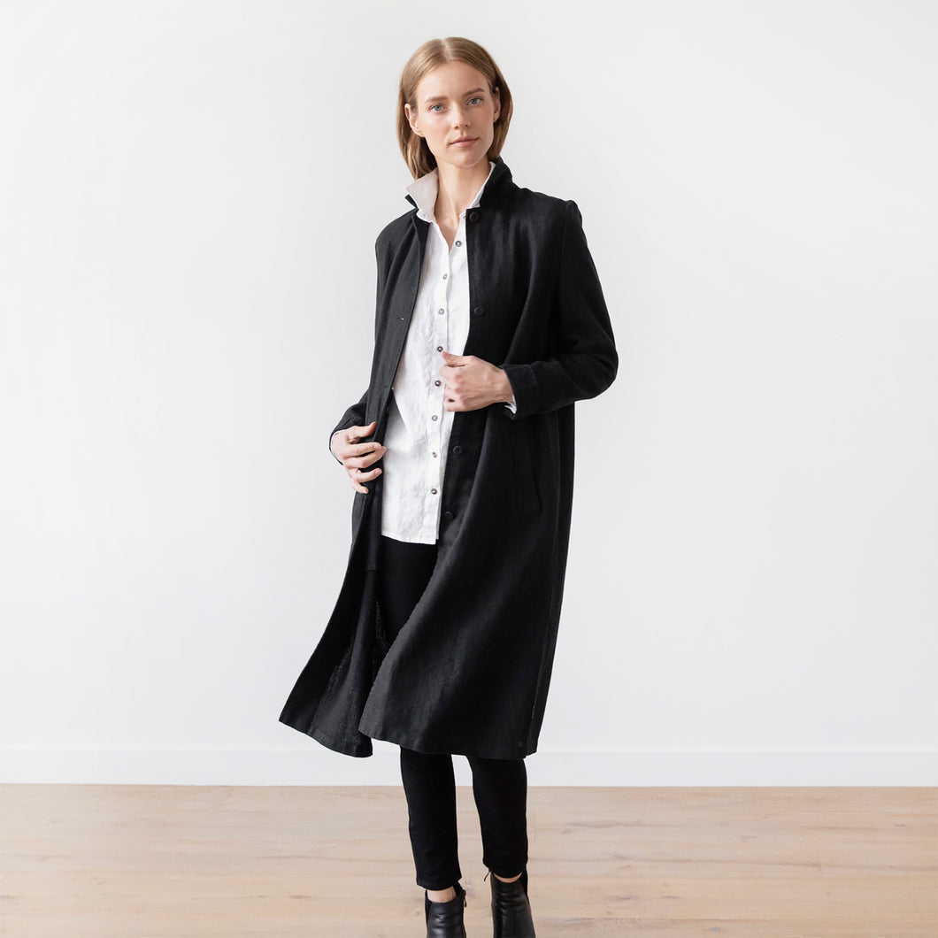 Long Fabio Linen Jacket in Black